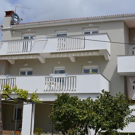 Apartments Pineta Franko Фажана Экстерьер фото
